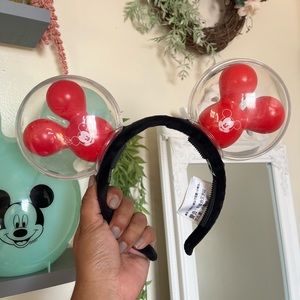 Light up balloon ears